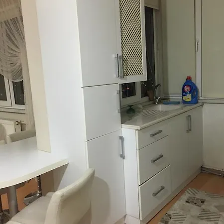 E27 Lägenhet
